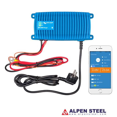 Blue Smart IP67 Charger 12/25(1) 230V CEE 7/7